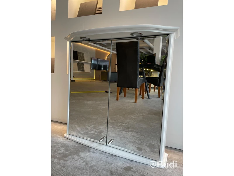 Spegelskåp DuoBad Mått ca B75x H73 Obs! Fd. utställningsex.