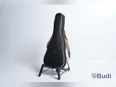 Ukulele - Kokio med case, Mahogany, OBS! 2st.