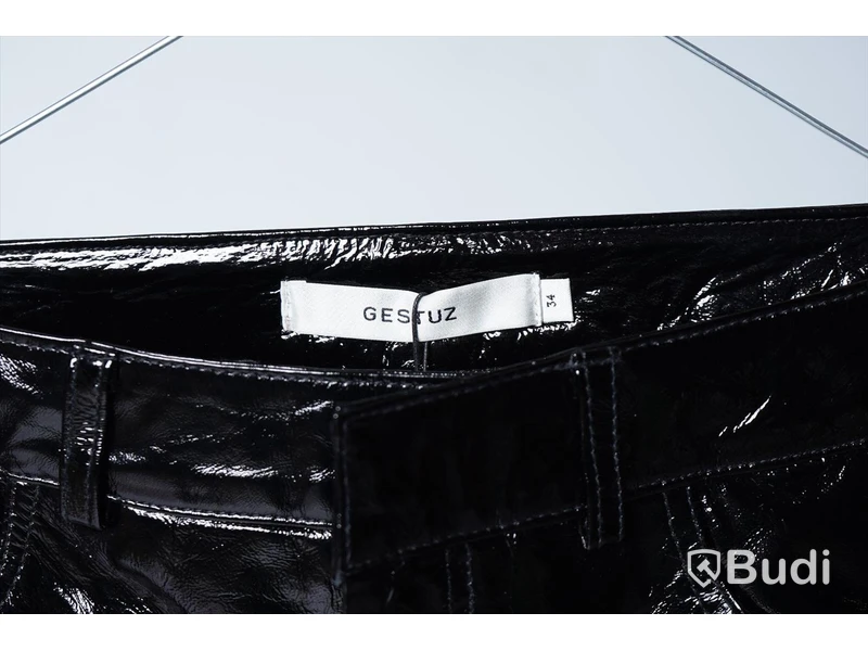 Kjol - Gestuz HenniaGZ MW Skirt Black Storlek 42