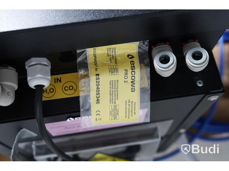 Vattenautomat - komplett system, med stilrent tapptorn för still- och kolsyrat vatten - Escowa pro 2 (vattenkylare) Lom Evo (tapptorn).