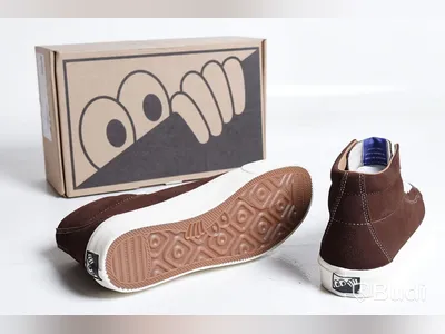 Sneakers - Last Resort, VM003 (Choc Brown) Suede - strl 40. Nypris 899:-