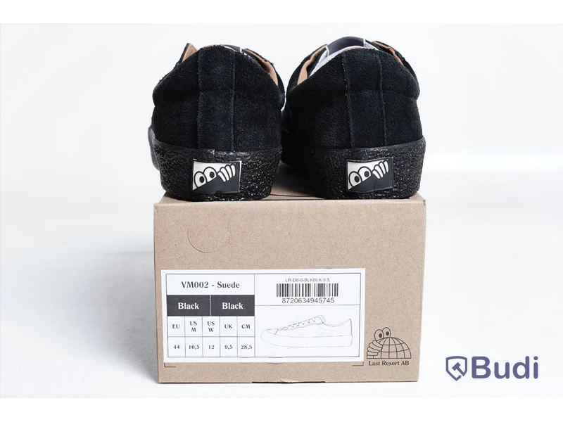 Sneakers - Last Resort, VM002 (Black Black) Suede - strl 44. Nypris 799 kr
