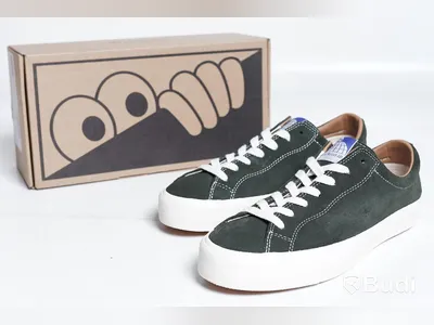Sneakers - Last Resort, VM003 (Olive White) Suede - strl 44,5. Nypris 799:-