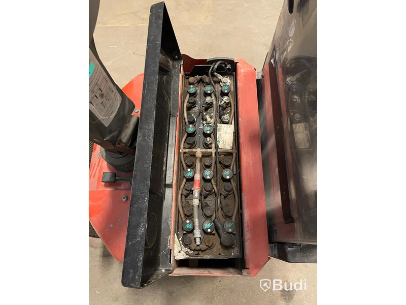 Truck BT IXION SWE120L