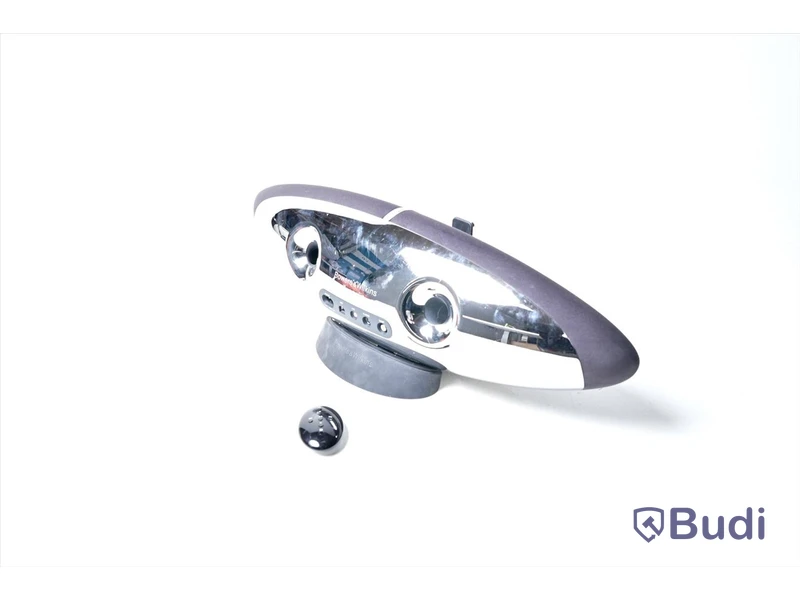 Högtalare – Bowers & Wilkins, äldre modell utan kablar. Serienummer z1007130