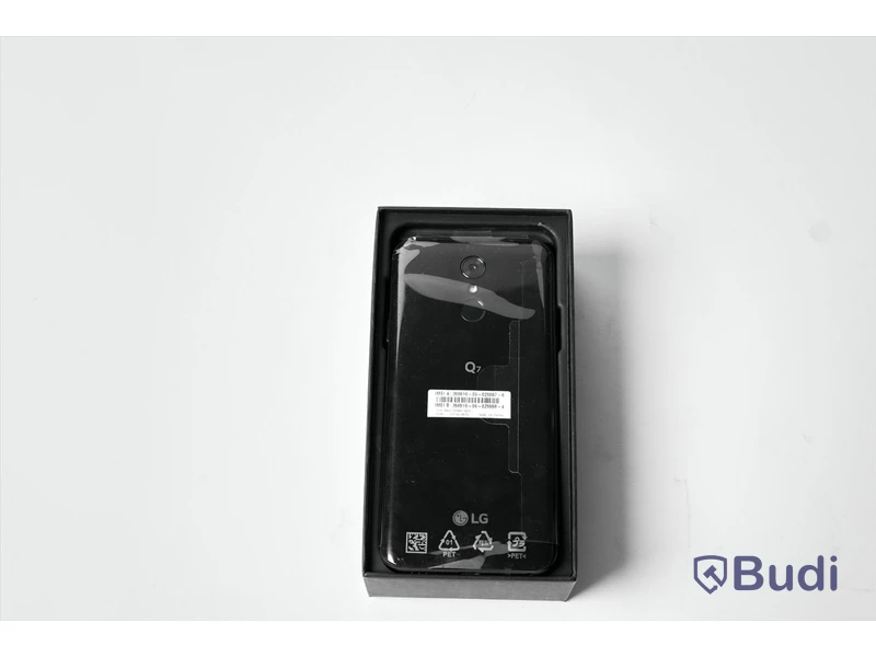 Mobiltelefon - LG Q7 Dual, inkluderar laddare