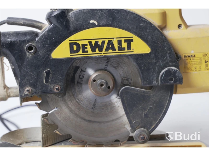 Kap- och gersåg - DeWalt DWS773
