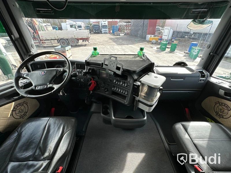 Lastbil Scania R490LB8X2-6 HNB Kranbil / Bodbil Hiab 858 E-7 med jibb