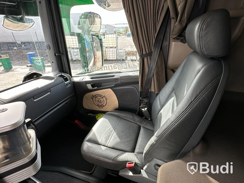 Lastbil Scania R490LB8X2-6 HNB Kranbil / Bodbil Hiab 858 E-7 med jibb