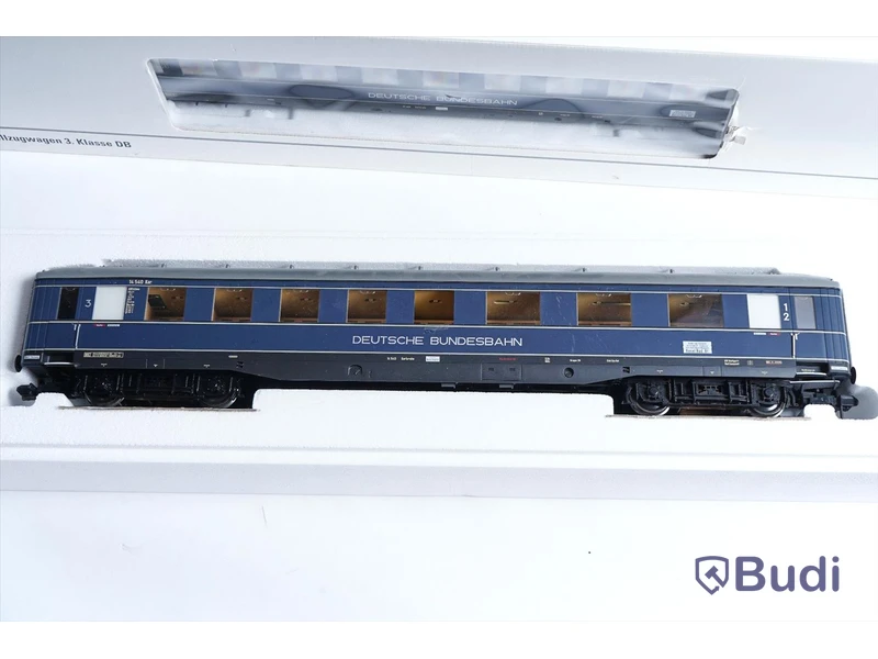 Märklin tåg - Vagnset med 3 st personvagnar - (Article Nr - 58132), Skala 1