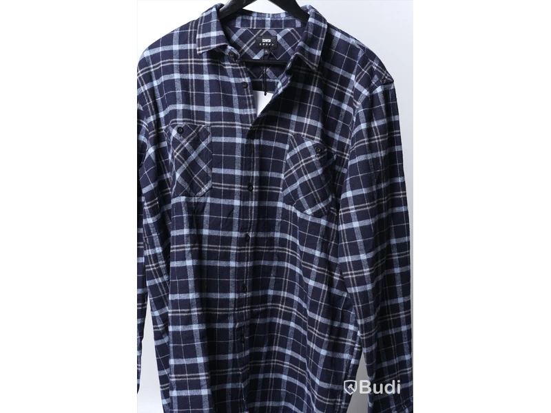 Skjorta, strl L - Edwin. Nypris 1 149kr.