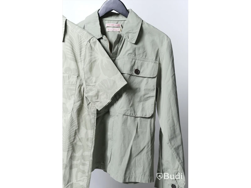 Skjorta 2st, strl M - TSPTR Dry Goods. Nypris 4 490kr.