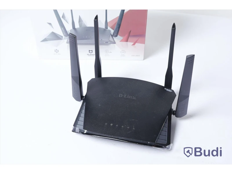 Smart Mesh Wi-Fi Router, D- Link EXO AC2600 med Gigabit Ethernet Media Converter