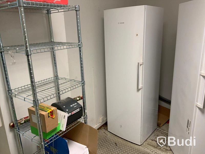 Kylskåp BOSCH KRS 38 V11