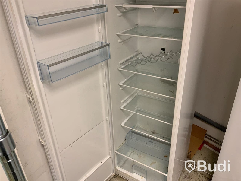 Kylskåp BOSCH KRS 38 V11