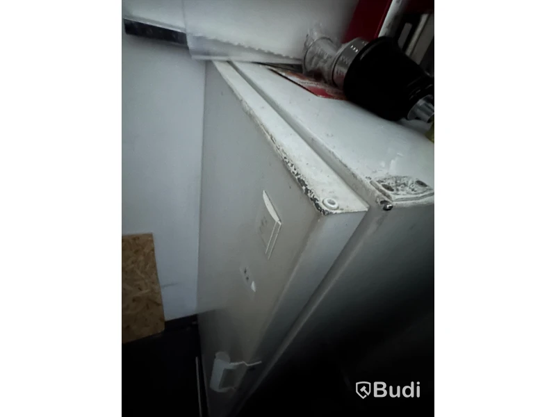 Frys - Electrolux (Mått: B60 x H155 cm)