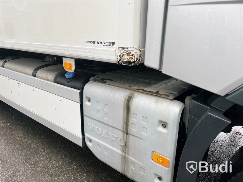Lastbil Volvo FH 6x2  | JPGS | Öppningsbar sida