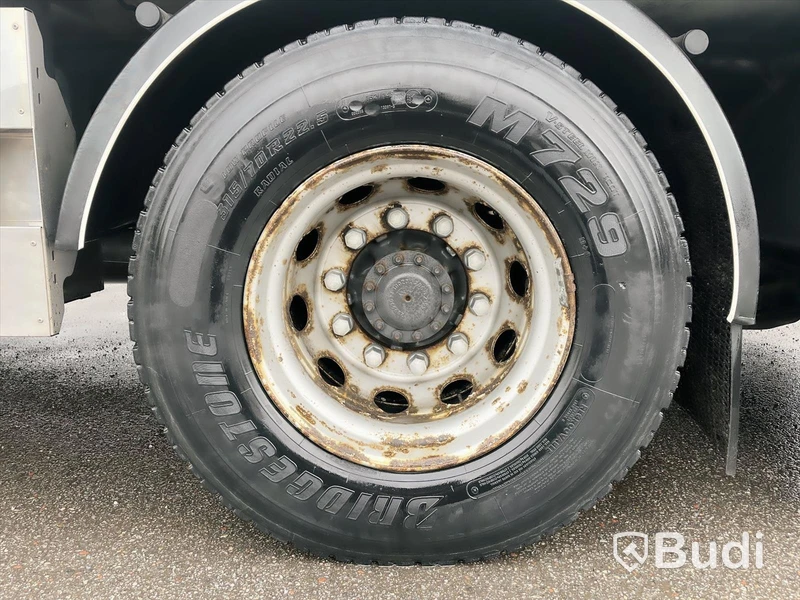 Lastbil Volvo FH 6x2  | JPGS | Öppningsbar sida