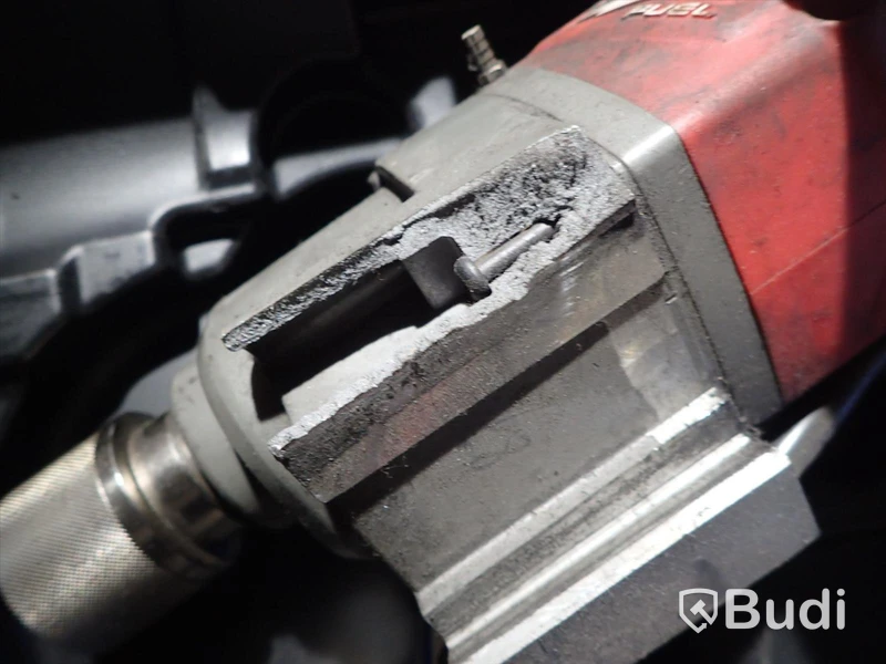 Magnetborr Milwaukee M18 defekt