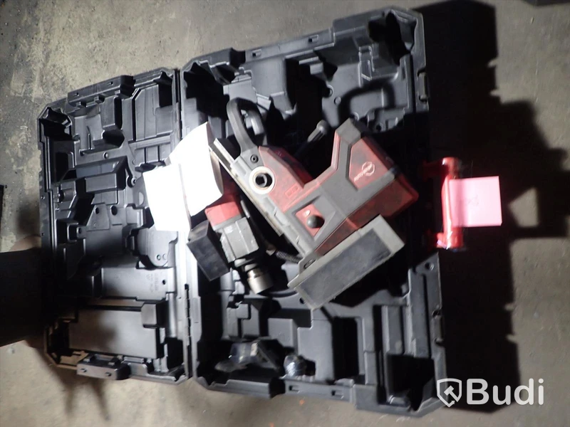 Magnetborr Milwaukee M18 defekt
