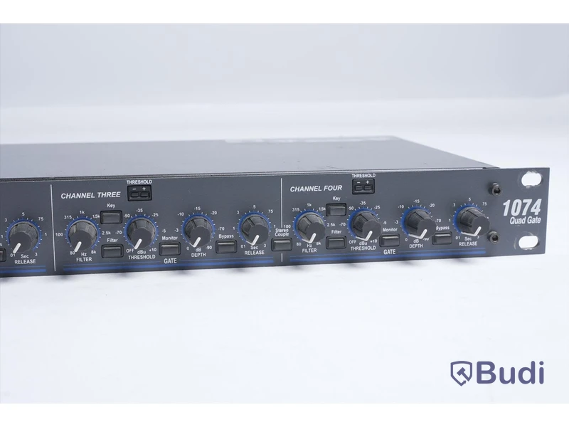 Quad gate – dbx 1074, utan kablar
