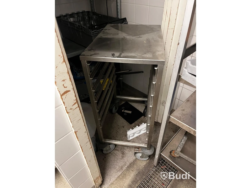 Rostfri rullvagn för plåtar