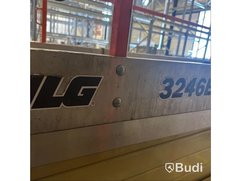Saxlift - JLG 3246ES