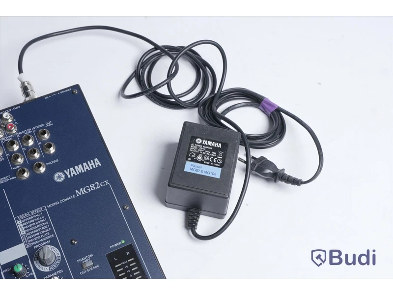Mixerbord - Yamaha MG82cx - med väska