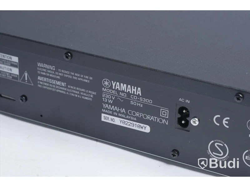 Yamaha CD-spelare S300 - utan kablar med fjärrkontroll