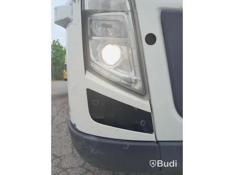 Kylbil Volvo FH 6x2 | KRONE | Öppningsbar sida | 2011 - EXPORT