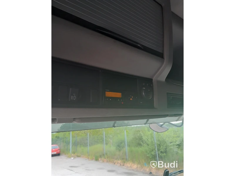 Kylbil Volvo FH 6x2 | KRONE | Öppningsbar sida | 2011 - EXPORT