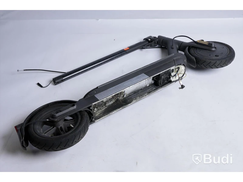 Elsparkcykel - MI Electric Scooter 1S, OBS! Saknar styre och batteri