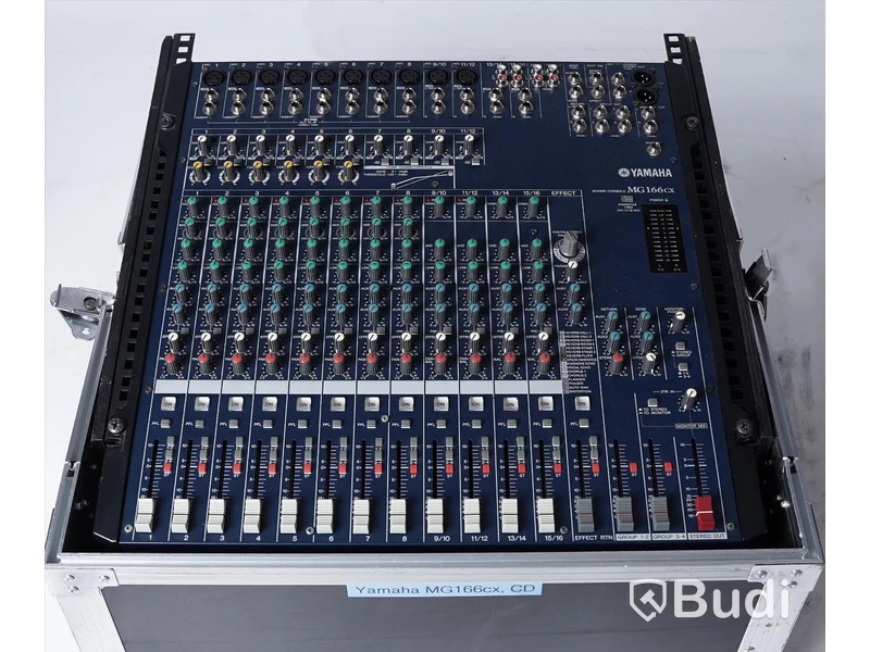 Mixerboard och CD-spelare i packcase - Yamaha MG166CX Analog Mixer samt Numark MP102 CD Player