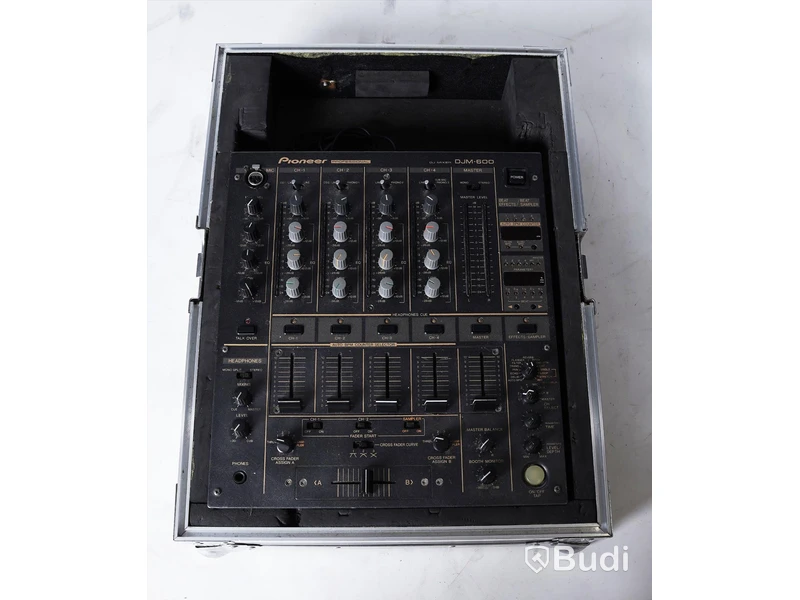 DJ mixer i packcase - Pioneer DJM-600 4-Channel