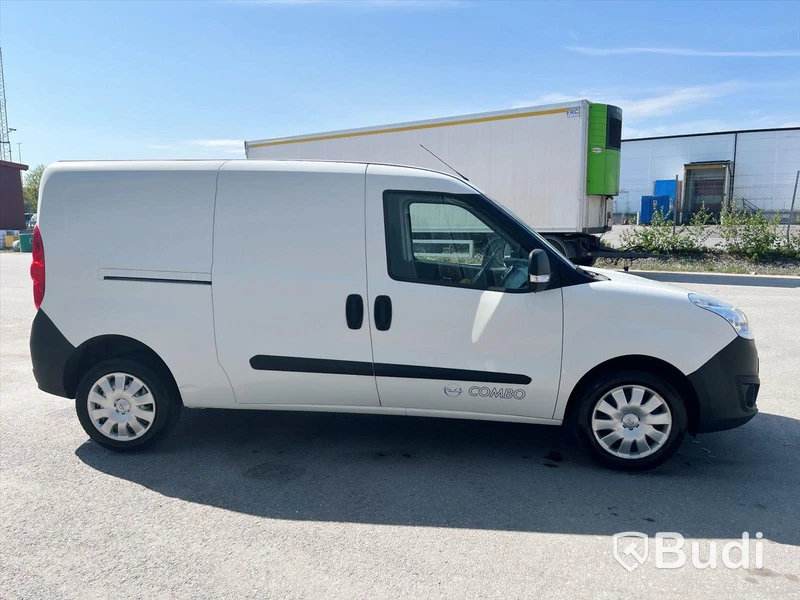 Lätt lastbil Opel Combo Van 1.3 CDTI | 2016 | Manuell | 90 hk