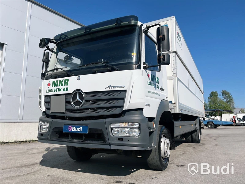 Lastbil Mercedes-Benz Atego | SKAB | 2016 | Höj-sänk-skåp