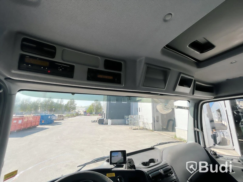 Lastbil Mercedes-Benz Atego | SKAB | 2016 | Höj-sänk-skåp