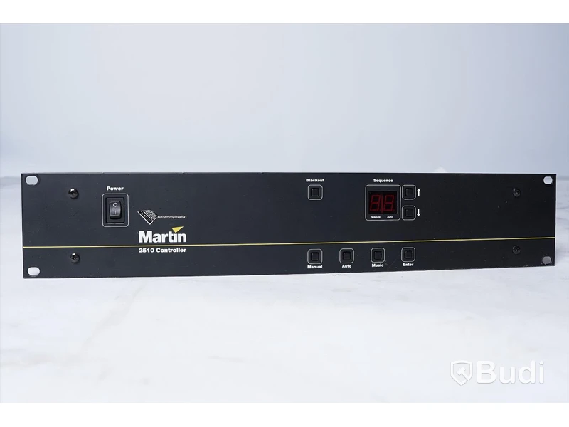 2 st ljuskontroll - Martin 2510 Controller samt Eurolite EDX-1 DMX Dimmer Pack, OBS! endast strömkabel följer med