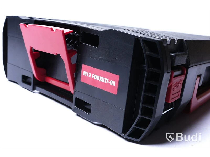 Milwaukee skruvdragare M12 FDDXKIT-0X. NY. Nypris ca 2744 kr.