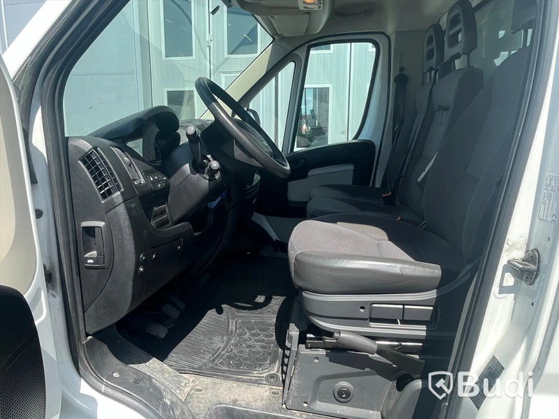 Lättlastbil Peugeot Boxer 3,0 HDi | Manuell | 177hk | 2012 -