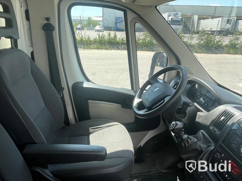 Lättlastbil Peugeot Boxer 3,0 HDi | Manuell | 177hk | 2012 -