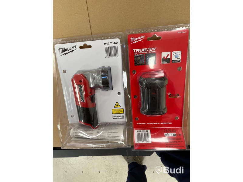 2 st lampor Milwaukee M12 T LED och M12 PAL-0