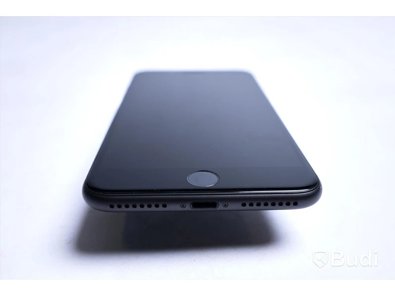 iPhone 8 Plus - 64 GB, 100 procent batterihälsa. Saknar laddare.