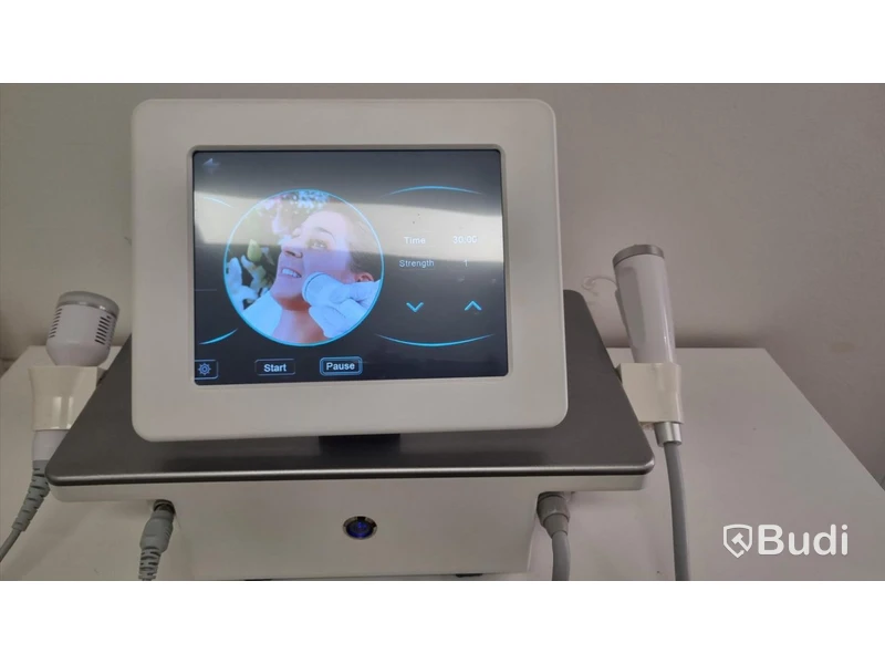 RF-microneedling V-shape