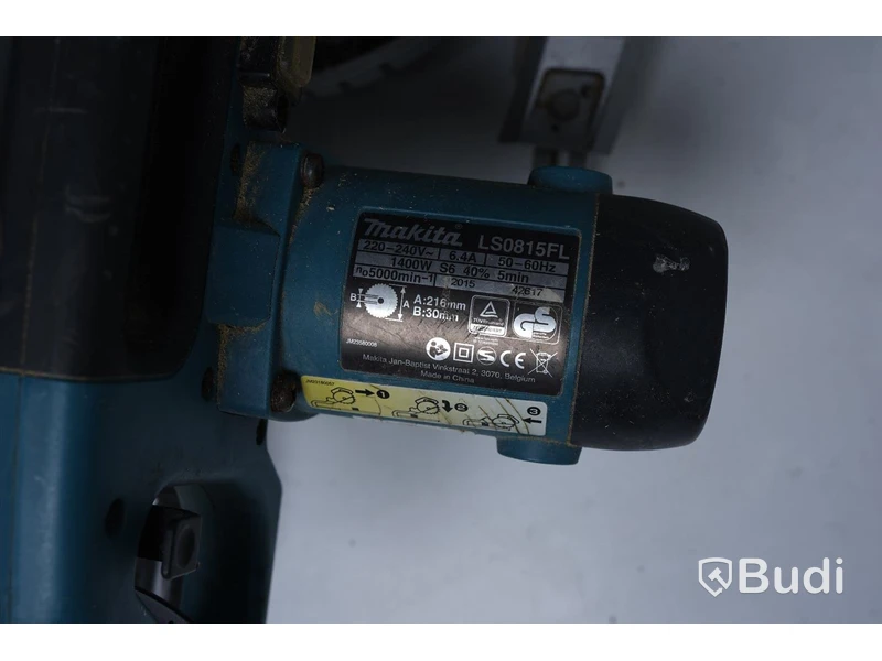 Kapsåg samt sågbänk - Makita LS0815FL samt WST06