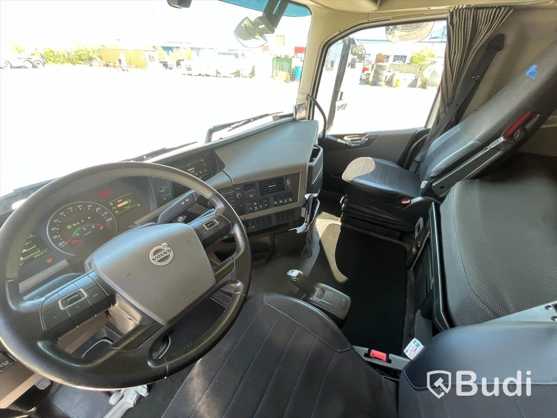 Lastbil Volvo FH 6x2 | Närko | Öppningsbarsida