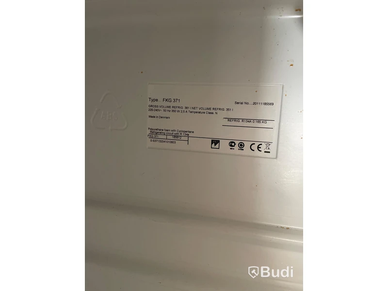 Dryckeskyl, Gross volume refrige FKG 371, 60x60x180 cm
