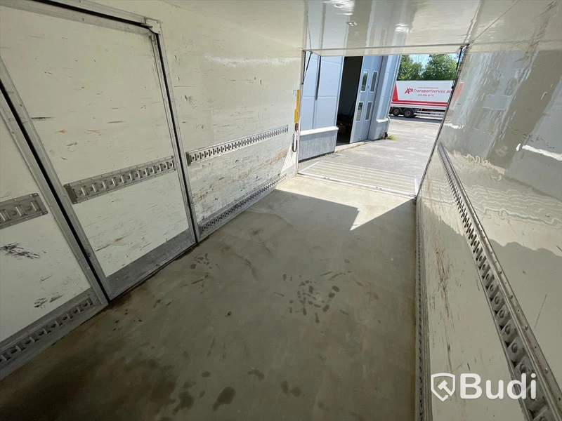 Lätt lastbil Mercedes-Benz Sprinter 319 BlueTEC | 2015