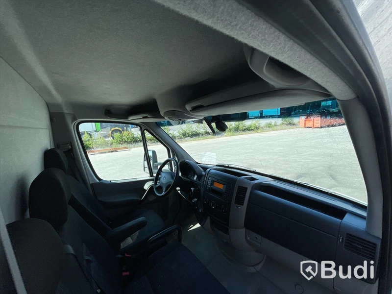 Lätt lastbil Mercedes-Benz Sprinter 319 BlueTEC | 2015