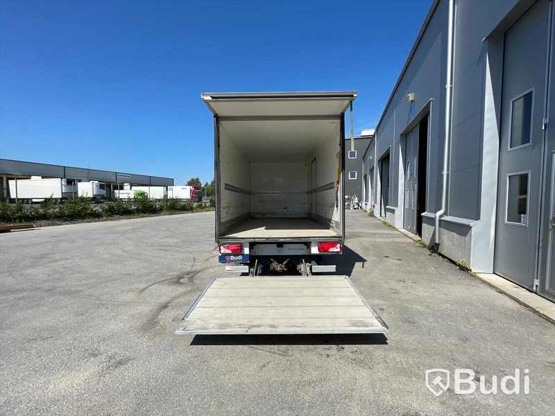 Lätt lastbil Mercedes-Benz Sprinter 319 BlueTEC | 2015